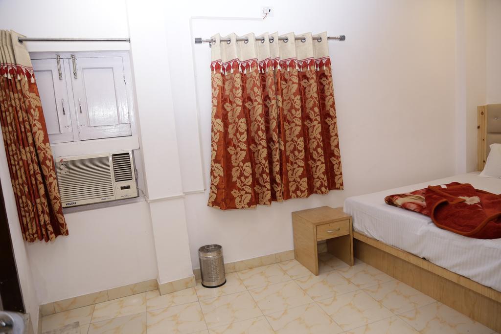 Friends Hostel By Backpackers Heaven- New Delhi Railway Station - Paharganj Exteriér fotografie